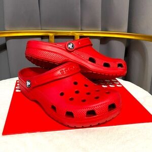 Crocs red size men 5 womens 7